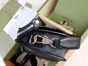 Pre-Loved GUCCI Messenger bag Black with Interlocking G - SMY Digital