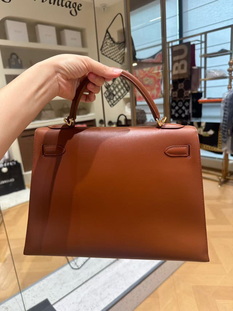 Hermès Kelly 28 Sellier Black Box Calf Leather Gold Hardware – 2005, With Strap, Lock & Key