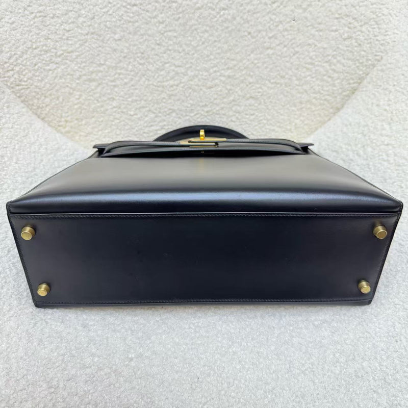 Hermès Kelly 32 Sellier in Black Box Calf Leather with Gold Hardware – Circle X Stamp (2016)