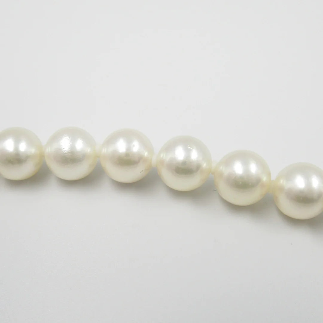 Classic White Pearl Necklace in Silver
