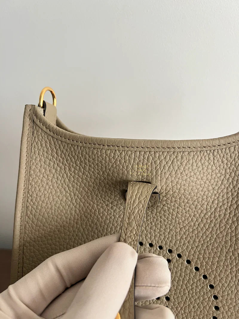 Hermès Evelyne TPM Bag in Beige Clemence Leather with Gold Hardware – W Stamp (2024)