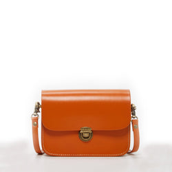 Modenaluxe Leather Crossbody Bag – Light Brown Vintage-Inspired Mini Purse
