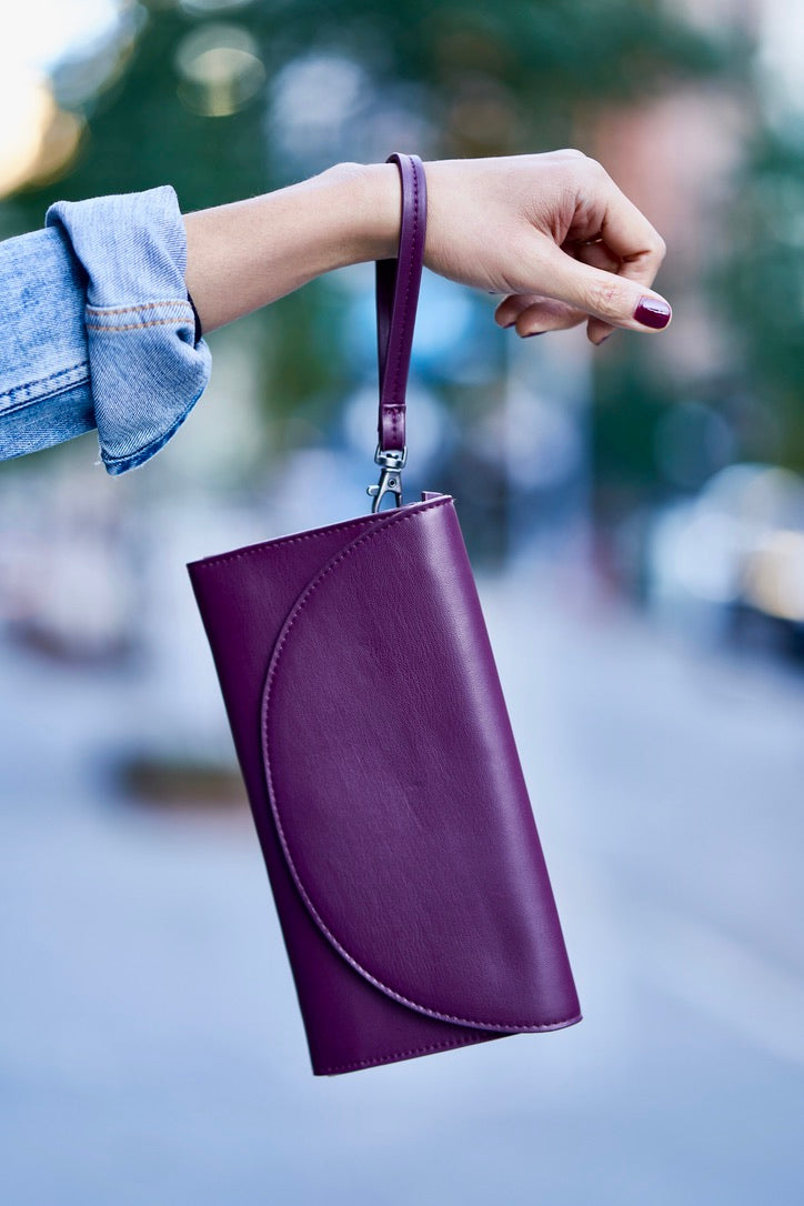 Modenaluxe Clark Vegan Leather Phone Wallet – Minimalist Wristlet Organizer