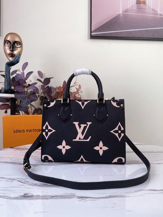 Pre-Loved LOUIS VUITTON Empreinte Monogram Giant Onthego MM Black - SMY Digital