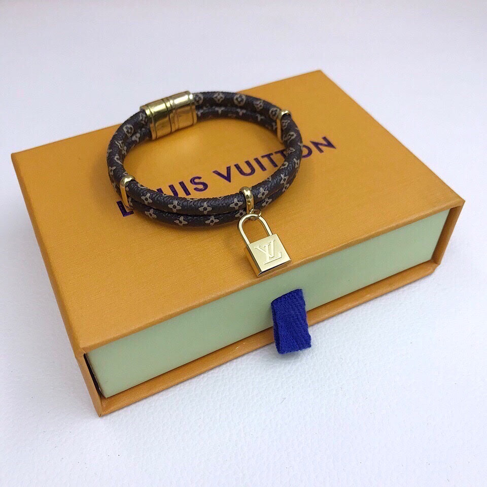 Pre-Loved LV Alma Bracelet - SMY Digital