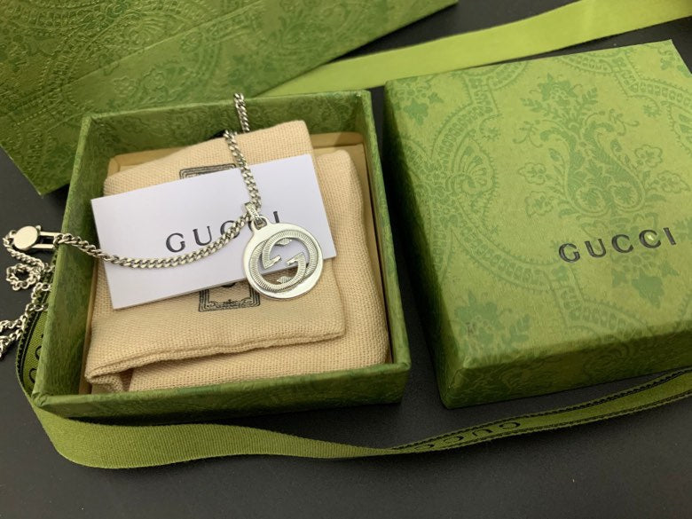 Pre-Loved GUCCI Interlocking G Silver Women's Pendant - SMY Digital